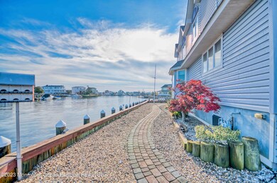 38 N Boom Way-6