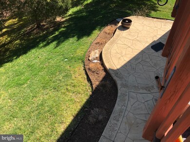 3615 Secret Grove Ct, Dumfries, VA 22025 - photo 2