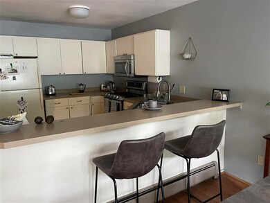 39 Winding Brook Dr, South Burlington, VT 05403 - photo 2