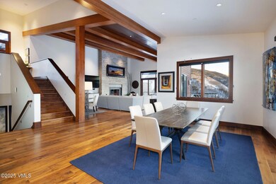 811_potato_patch_interior_dining_b