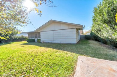 2182 Caravelle St, Las Vegas, NV 89142 - photo 4