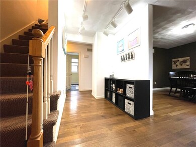 32 Suzanne Ct, West Greenwich, RI 02817 - photo 3