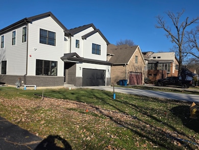 926 E Crest Ave, Addison, IL 60101 - photo 2