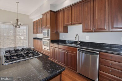 16460 Steerage Cir, Woodbridge, VA 22191 - photo 7