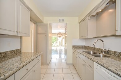 2037 Winrock Blvd unit 159, Houston, TX 77057 - photo 6