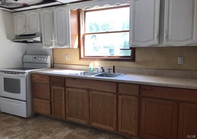 402 Linden St, Bethlehem, PA 18018 - photo 2