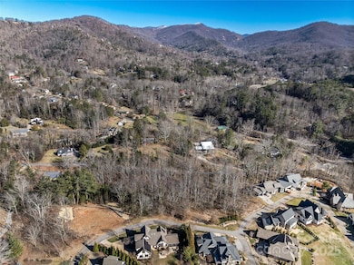 7 Kiftsgate Ct unit 15, Asheville, NC 28804 - photo 2