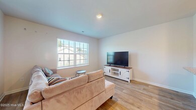 22-web-or-mls-3100-Tatlock-Wy-Unit-D-Gre