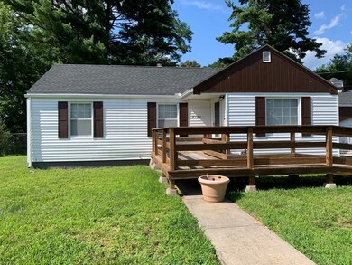 54 Fernald St, Springfield, MA 01109 - photo 3