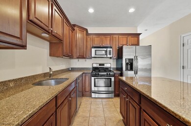 20 Taha Dr unit 20, Shrewsbury, MA 01545 - photo 4