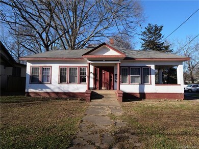 638 W Front St, Statesville, NC 28677 - photo 2