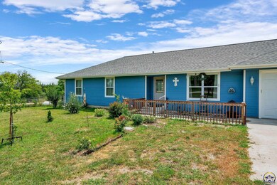 933 SE 93rd St, Wakarusa, KS 66546 - photo 7