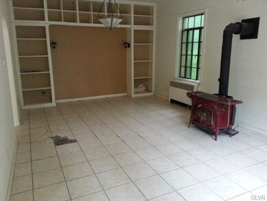 8837 School House Ln, Coopersburg, PA 18036 - photo 7