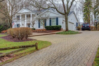 548 Fox Run Trail, Aurora, OH 44202 - photo 2