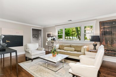 LivingRoom3