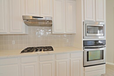 Kitchen 5