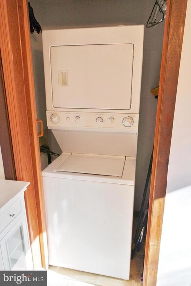 285 Player Rd, Basye-Bryce Mountain, VA 22810 - photo 4