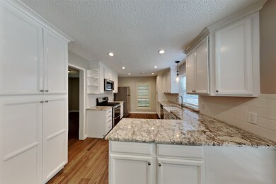 16839 Country Bridge Rd, Houston, TX 77095 - photo 5