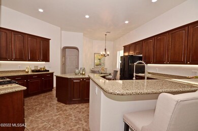 Giant Kitchen