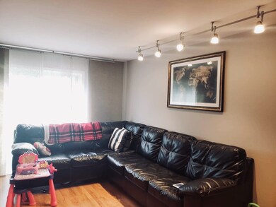 154 E Bailey Rd unit M, Naperville, IL 60565 - photo 3