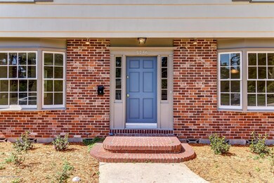 5736 Adair Cir, Jacksonville, FL 32210 - photo 4