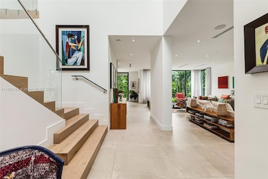 445 Ridgewood Rd, Key Biscayne, FL 33149 - photo 2