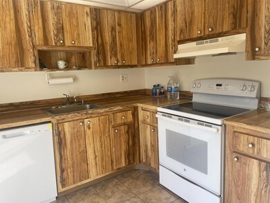 83 Capri B unit B, Delray Beach, FL 33484 - photo 2