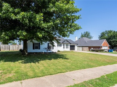 104 NW Apple Blossom, Bentonville, AR 72712 - photo 3