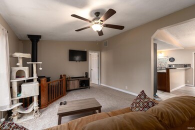 700 N 725 W, West Lafayette, IN 47906 - photo 3