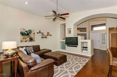 4435 E Red Range Way Cave-large-005-31-M
