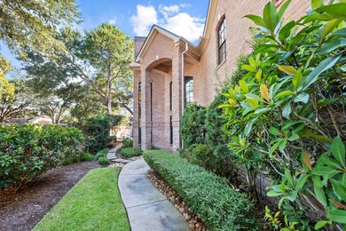 8015 Oakwood Trace, Houston, TX 77040 - photo 3