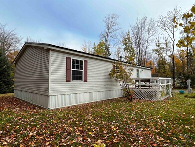 30 Noyes St, Bethlehem, NH 03574 - photo 2