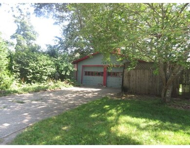 24 Gifford Ave, North Dartmouth, MA 02747 - photo 2