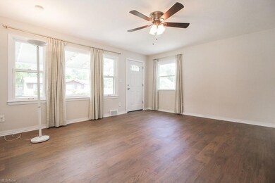 809 Sheffield Rd, Sheffield Lake, OH 44054 - photo 4