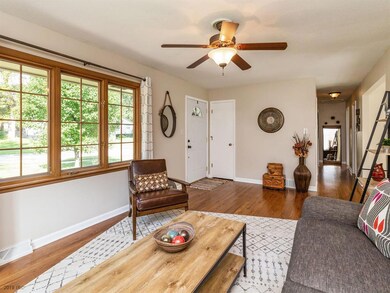 731 34th St, West Des Moines, IA 50265 - photo 6