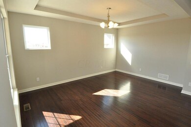 [L833_Z5]COLU_PINM_833_dining_room23