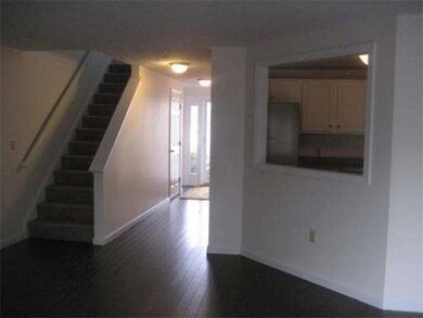 215 Bridle Cross Rd, Fitchburg, MA 01420 - photo 2