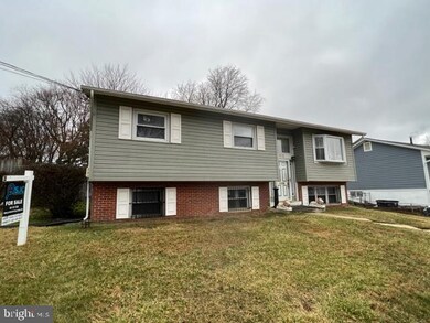 6817 Pepper St, Capitol Heights, MD 20743 - photo 4