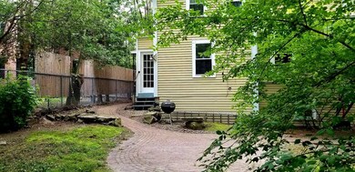 41 Orange St unit 2nd Floor, Nashua, NH 03064 - photo 3