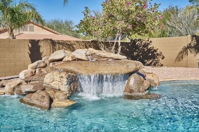 Pool-Water Feature