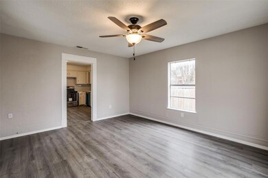 1232 Cherokee St, Weatherford, TX 76086 - photo 4