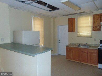 5207 Craig Ave, Baltimore, MD 21212 - photo 3