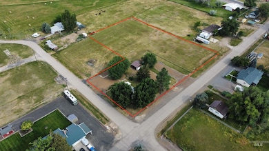 308 Somerville St, Jordan Valley, OR 97910 - photo 4