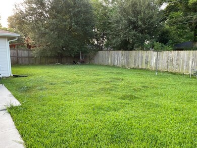 606 Bizerte St, Houston, TX 77022 - photo 2