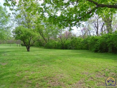 5130 SW 53rd St, Topeka, KS 66610 - photo 5