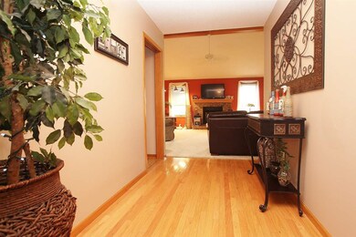 7636 Maeve Dr, Fort Wayne, IN 46835 - photo 3