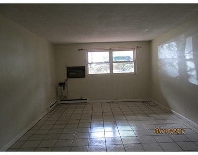 7 Walker Rd unit 7-1, North Andover, MA 01845 - photo 2