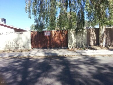 SIDE RV GATE