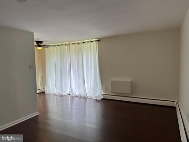 100 E Glenolden Ave unit O14, Glenolden, PA 19036 - photo 4