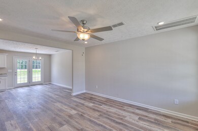 115 Blanford Cir, Manchester, TN 37355 - photo 5